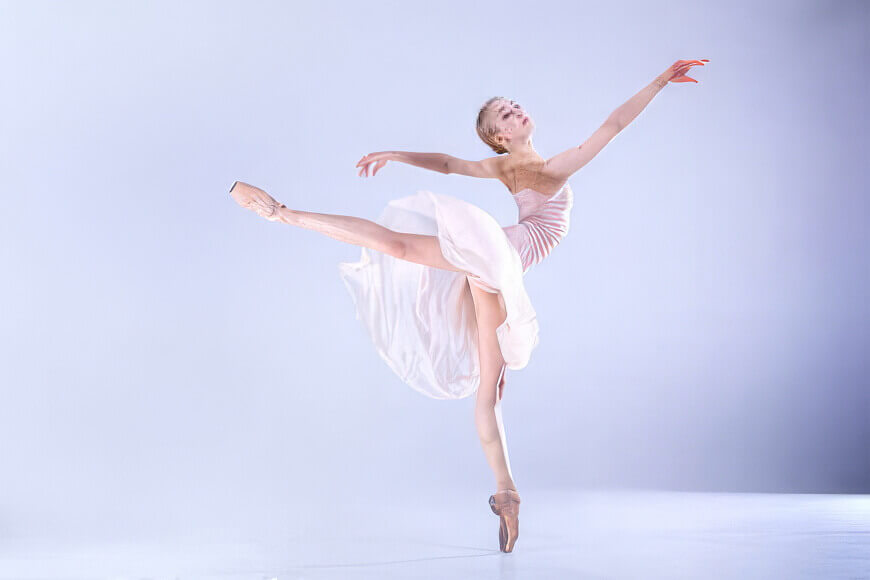 Image of a ballet dancer